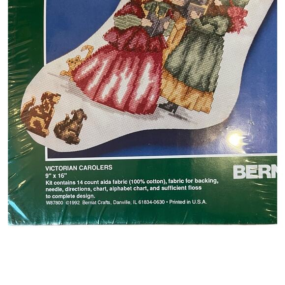 Vtg 1992 Bernat Cross Stitch Christmas Stocking Kit Victorian Carolers 9x16” USA - Picture 2 of 4